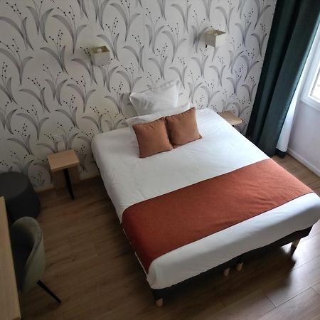 Contact Hotel Les Platanes Villeneuve Sur Lot Centre Kültér fotó