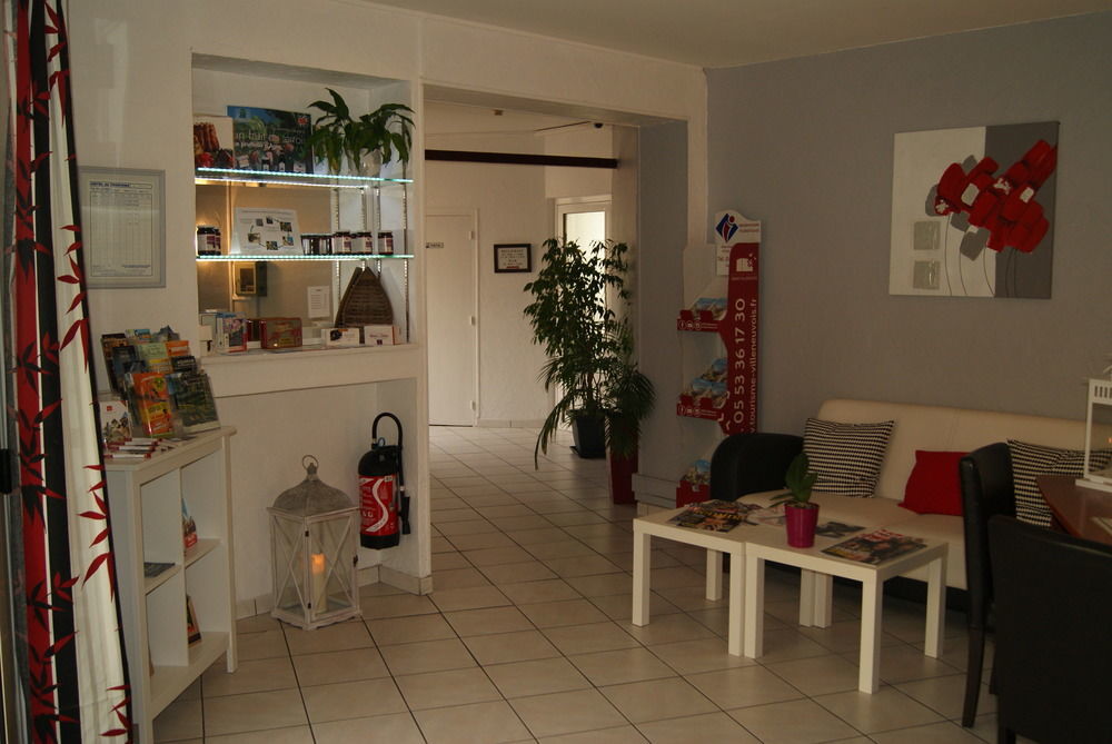 Contact Hotel Les Platanes Villeneuve Sur Lot Centre Kültér fotó